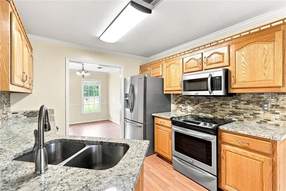 2232 Woodbriar Drive Buford, GA 30518