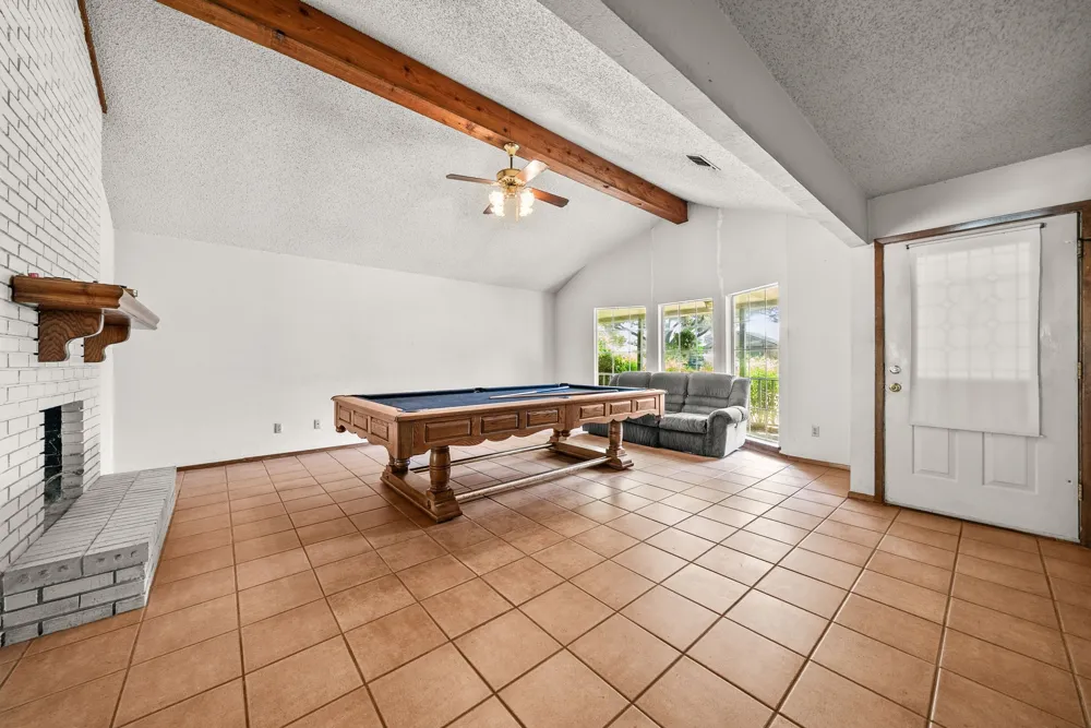 2125 Mayfield Circle Corinth, TX 76208