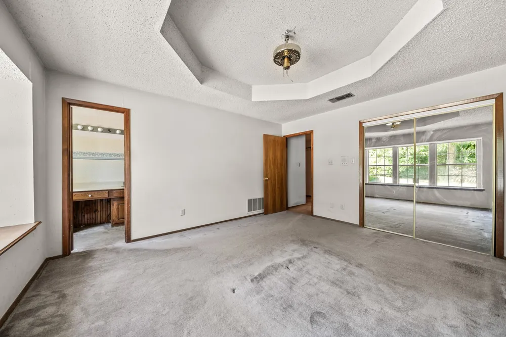 2125 Mayfield Circle Corinth, TX 76208