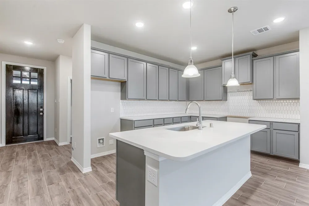 1412 Coventry Drive Aubrey, TX 76227