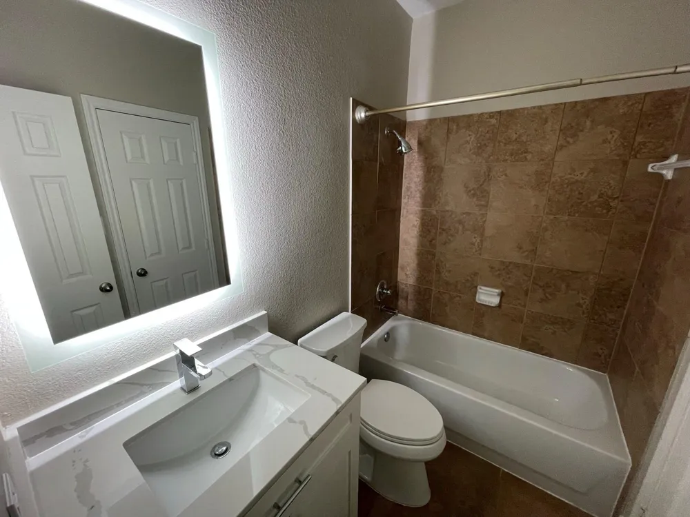 2010 Rosedale Street #B Houston, TX 77004