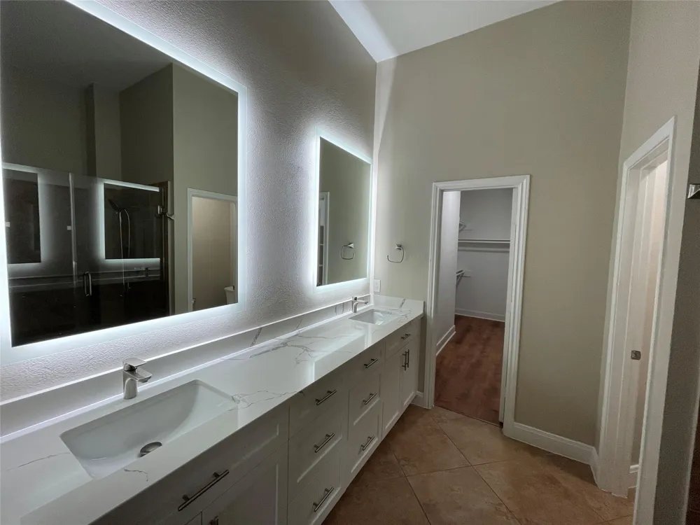 2010 Rosedale Street #B Houston, TX 77004