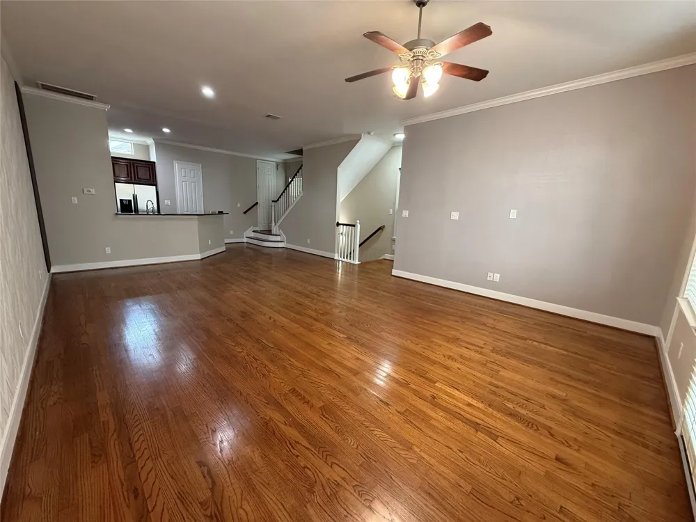2010 Rosedale Street #B Houston, TX 77004
