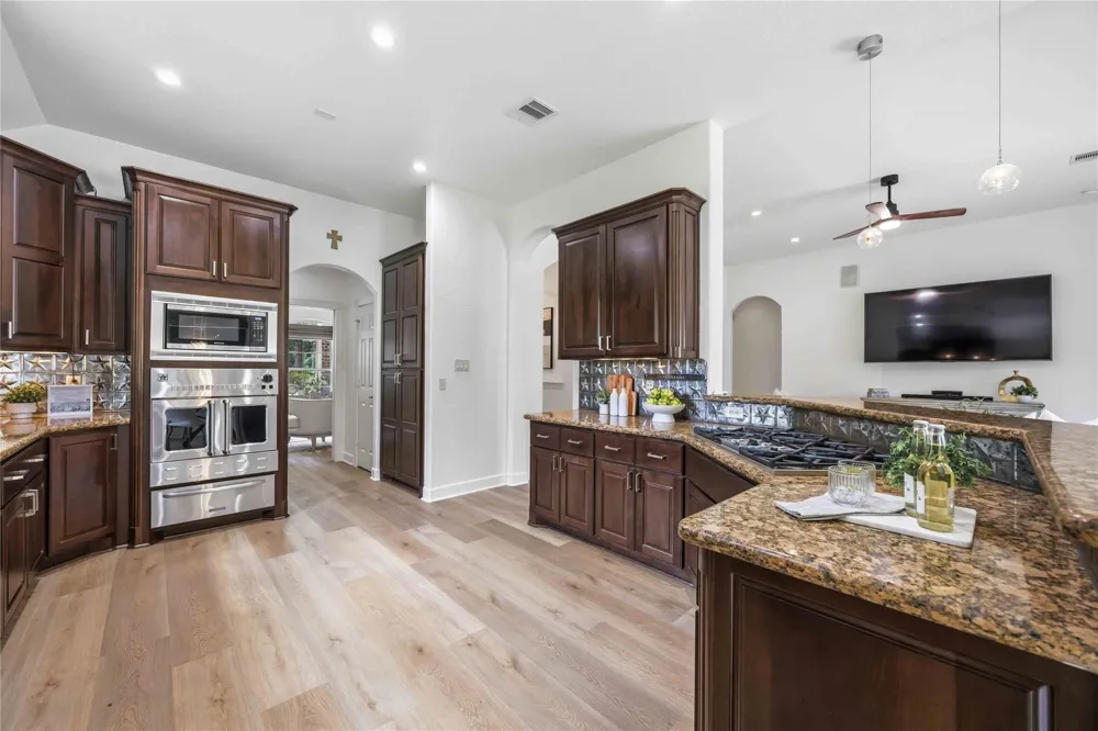 866 Big Buck Drive Cleveland, TX 77328