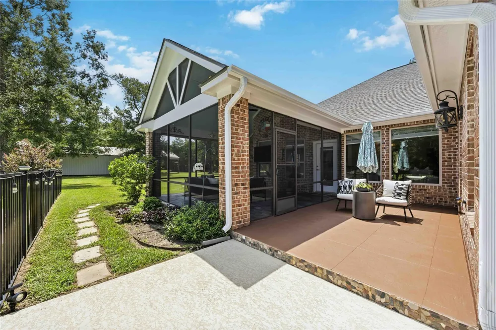 866 Big Buck Drive Cleveland, TX 77328