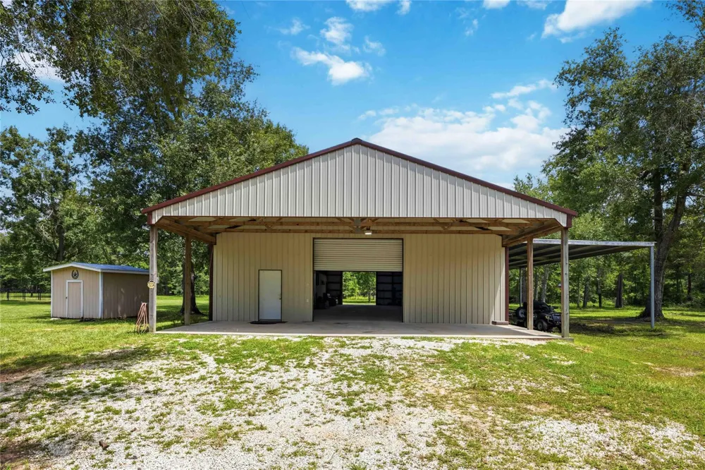 866 Big Buck Drive Cleveland, TX 77328