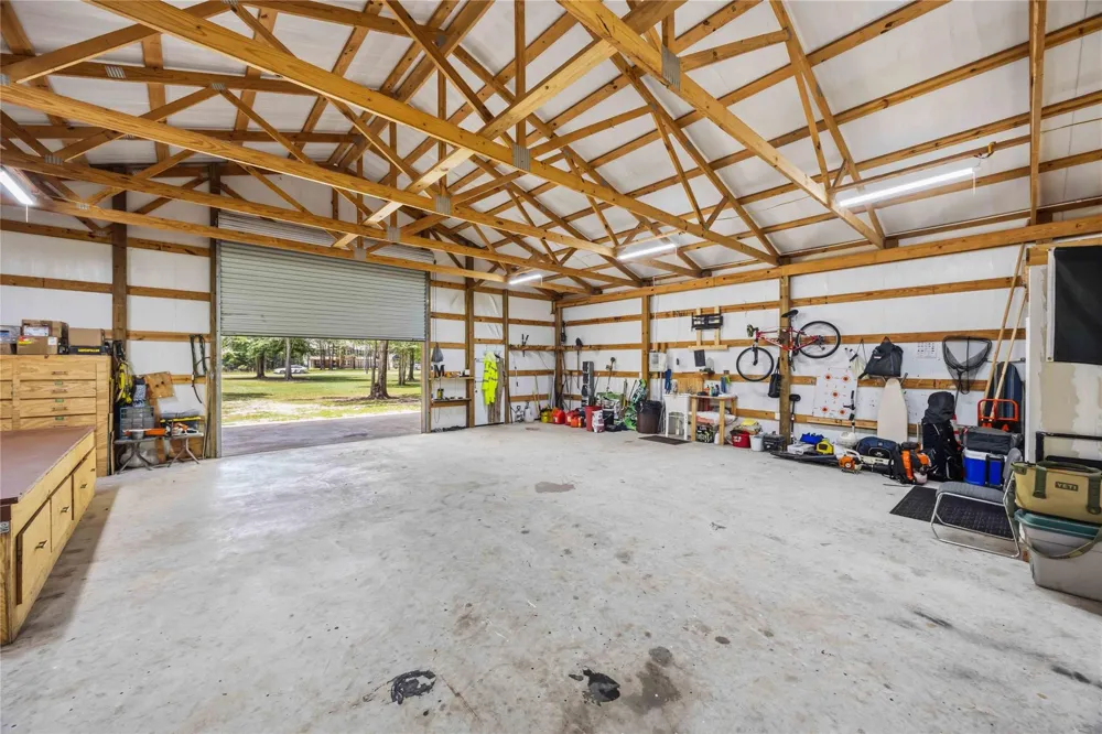 866 Big Buck Drive Cleveland, TX 77328