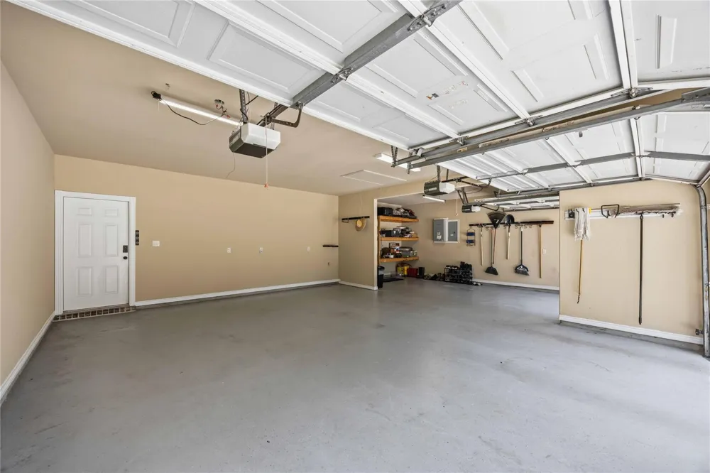 866 Big Buck Drive Cleveland, TX 77328