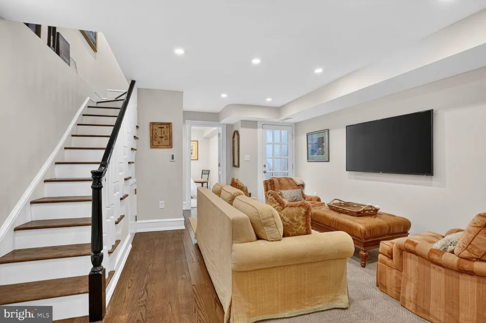 3424 P STREET NW Washington, DC 20007