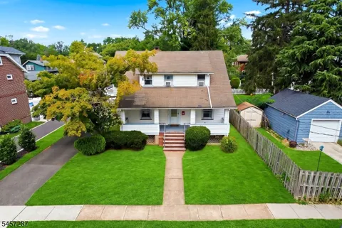 33 Pine St