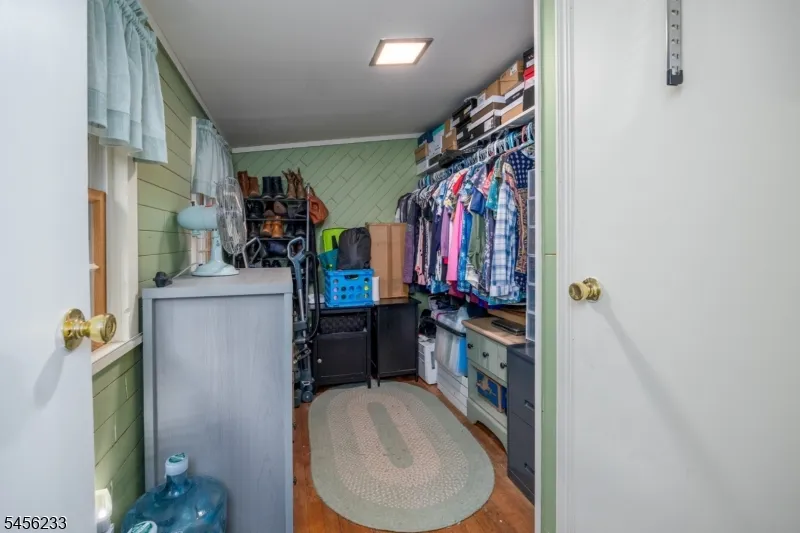 10 Pochuck Dr Vernon, NJ 07461