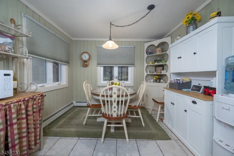 10 Pochuck Dr Vernon, NJ 07461