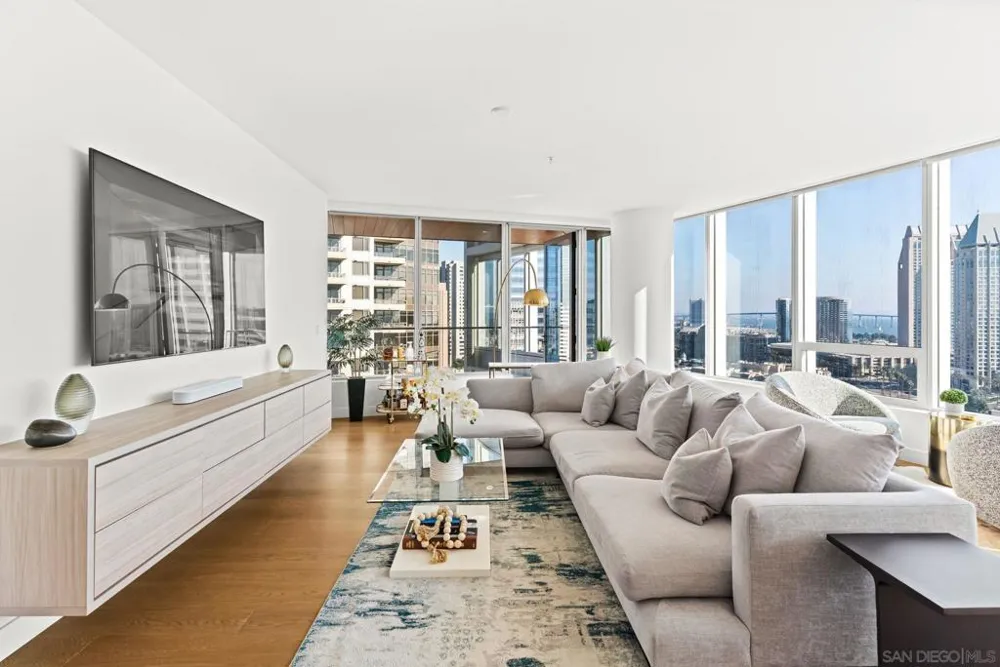 888 W E Street #2004 San Diego, CA 92101