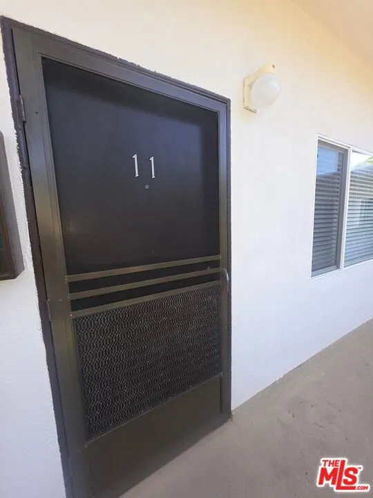 305 Broadway Street #11 Los Angeles, CA 90291