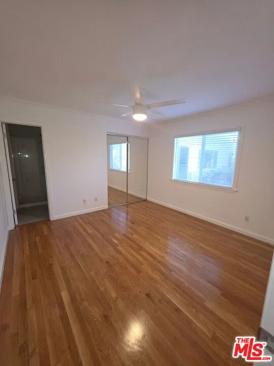 305 Broadway Street #11 Los Angeles, CA 90291