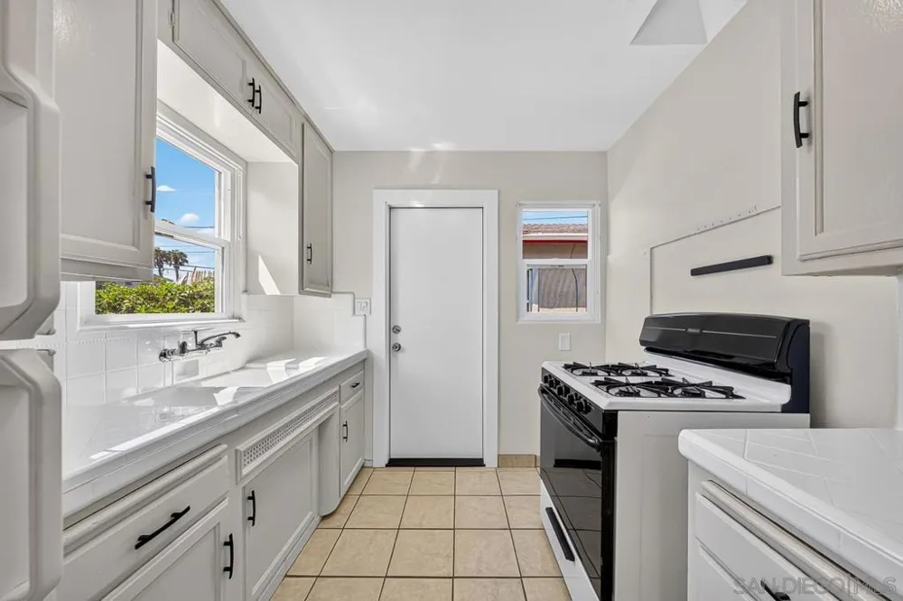 3628 Highland Ave San Diego, CA 92105