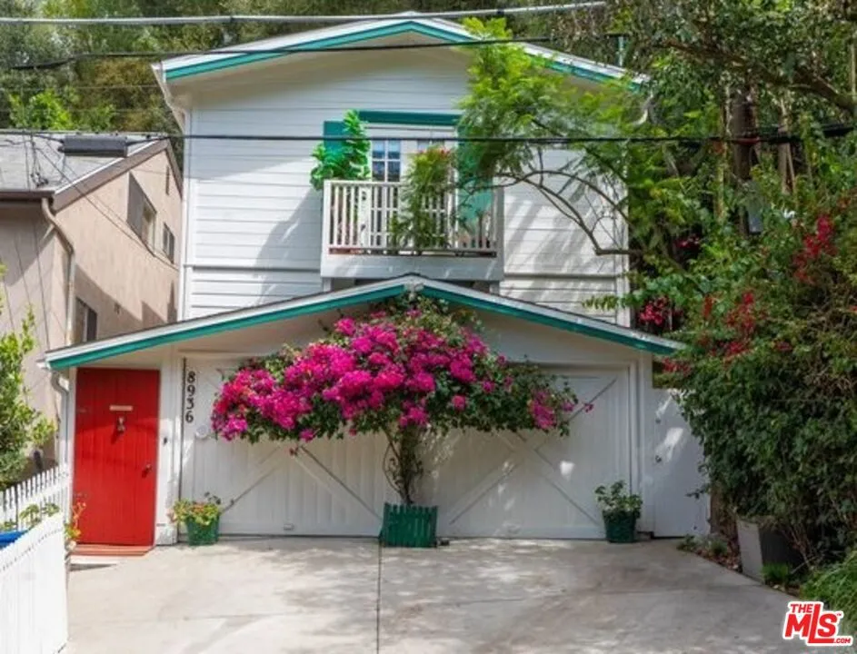 8936 Wonderland Avenue Los Angeles, CA 90046