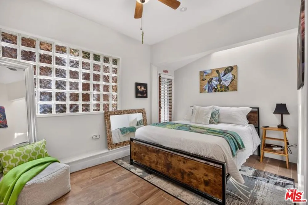 8936 Wonderland Avenue Los Angeles, CA 90046