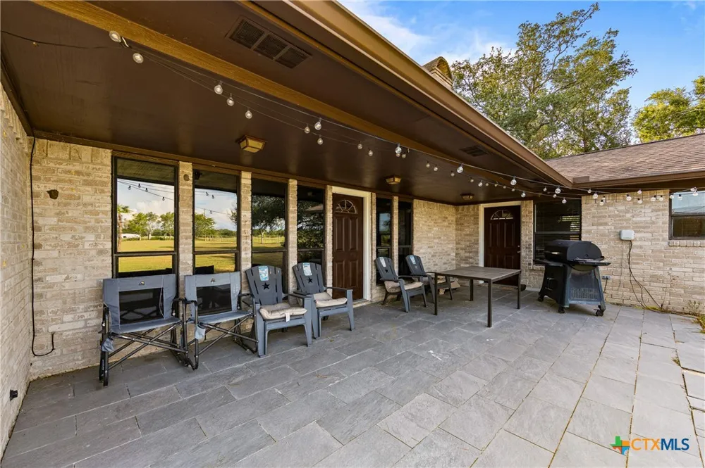 1107 Fairlane Drive Ganado, TX 77962