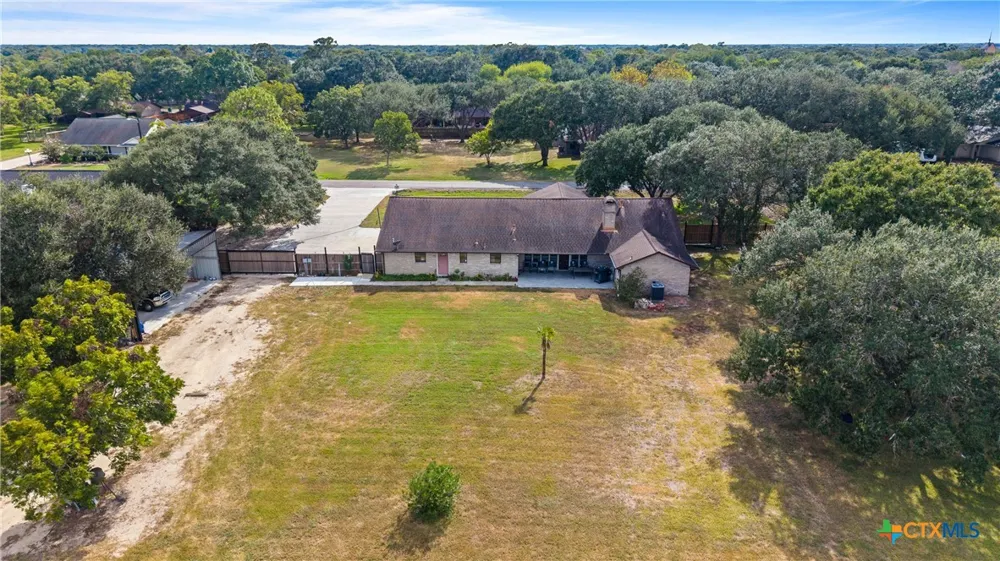 1107 Fairlane Drive Ganado, TX 77962