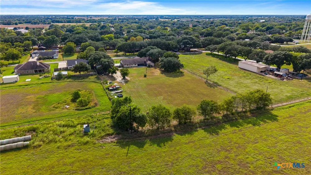 1107 Fairlane Drive Ganado, TX 77962