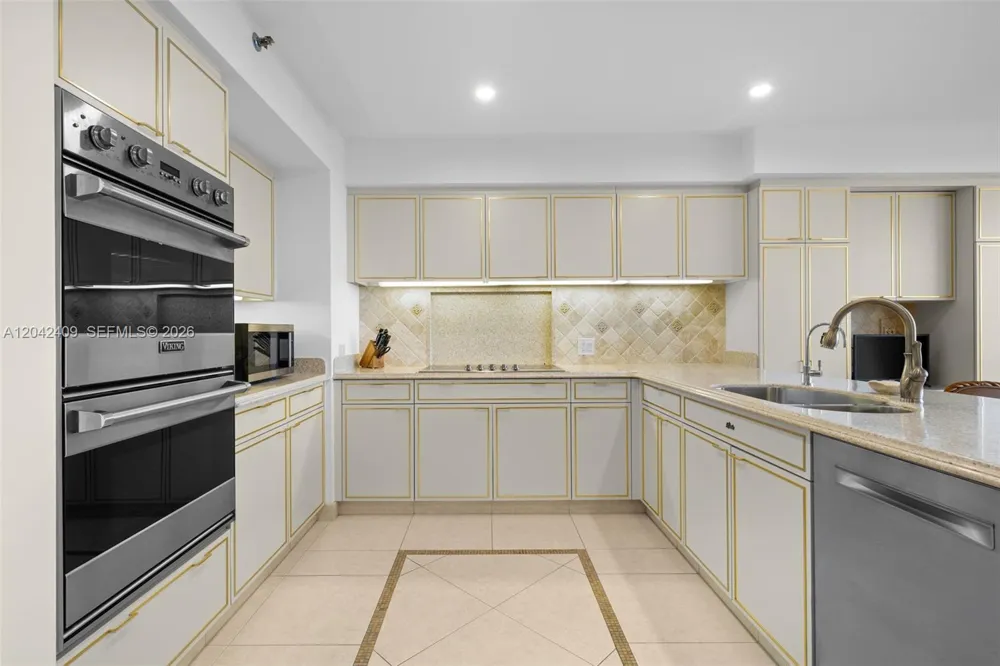 1500 S Ocean Blvd #804 Boca Raton, FL 33432