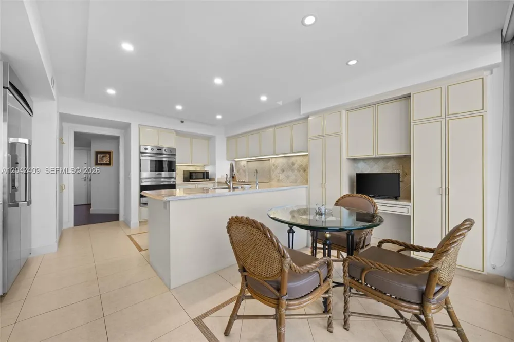 1500 S Ocean Blvd #804 Boca Raton, FL 33432
