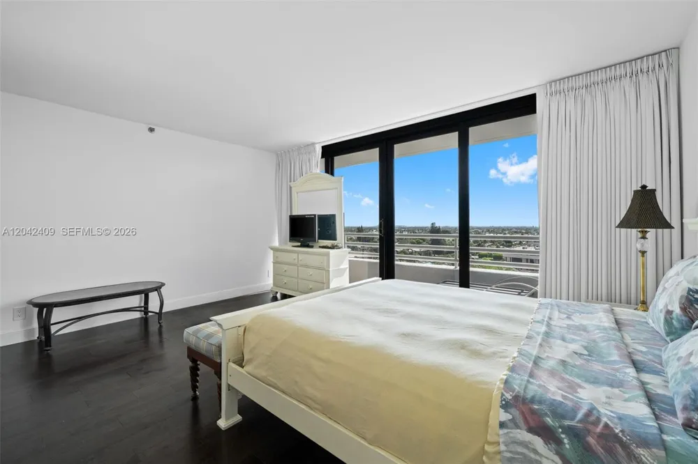 1500 S Ocean Blvd #804 Boca Raton, FL 33432