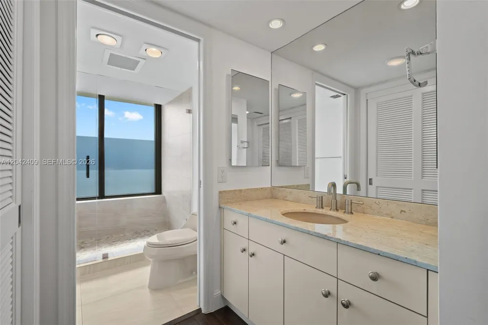 1500 S Ocean Blvd #804 Boca Raton, FL 33432