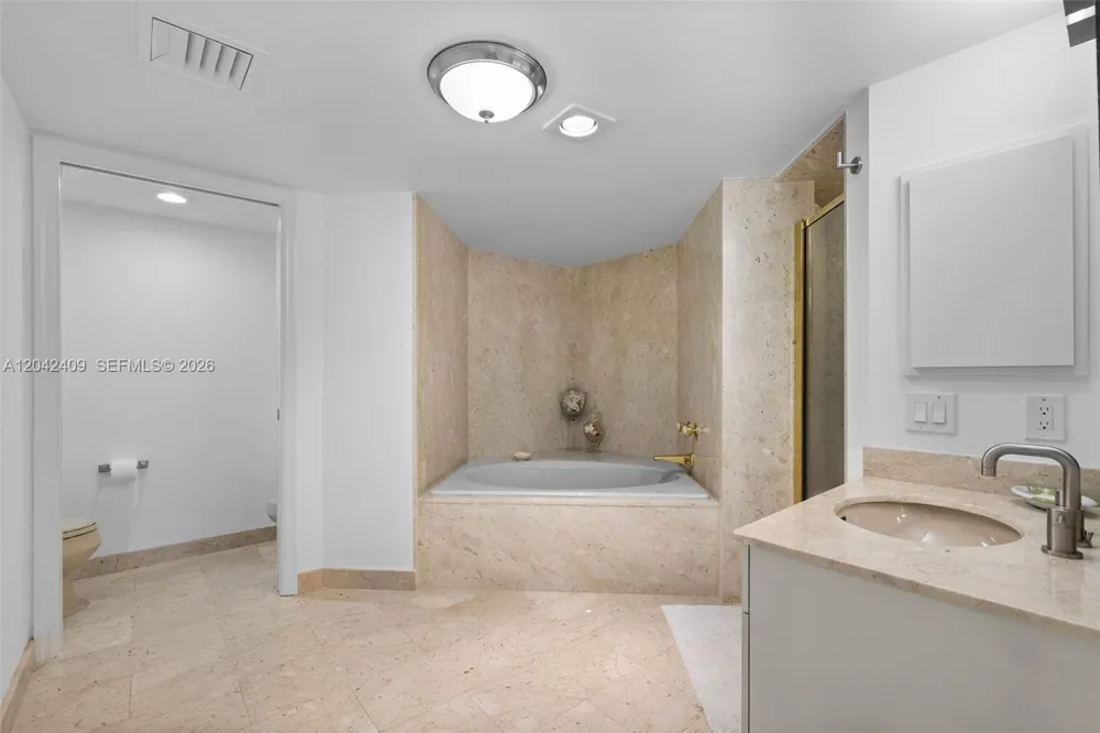 1500 S Ocean Blvd #804 Boca Raton, FL 33432
