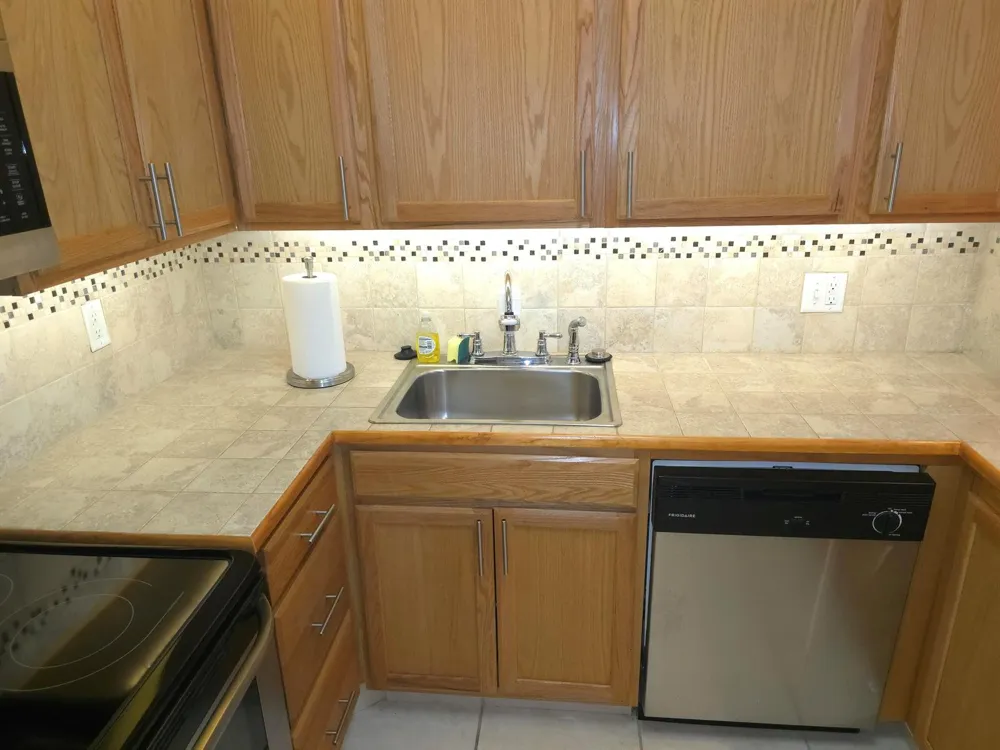 105 OXFORD 100 West Palm Beach, FL 33417