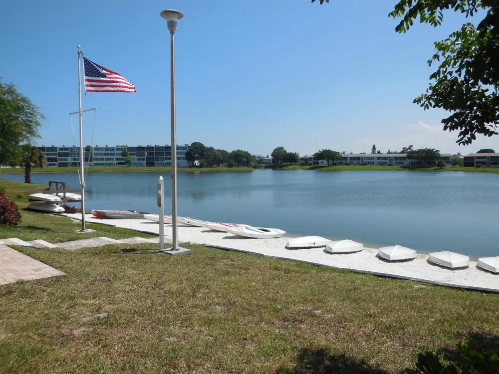 105 OXFORD 100 West Palm Beach, FL 33417