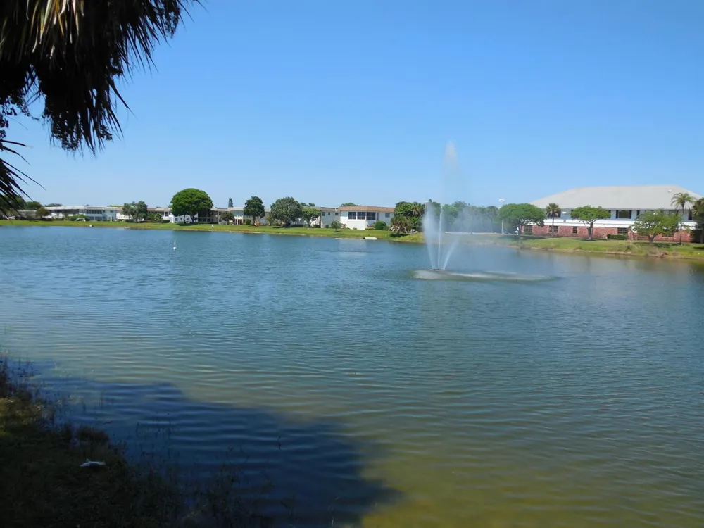 105 OXFORD 100 West Palm Beach, FL 33417
