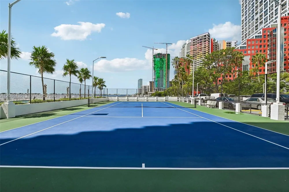 200 SE 15th Rd #9I Miami, FL 33129
