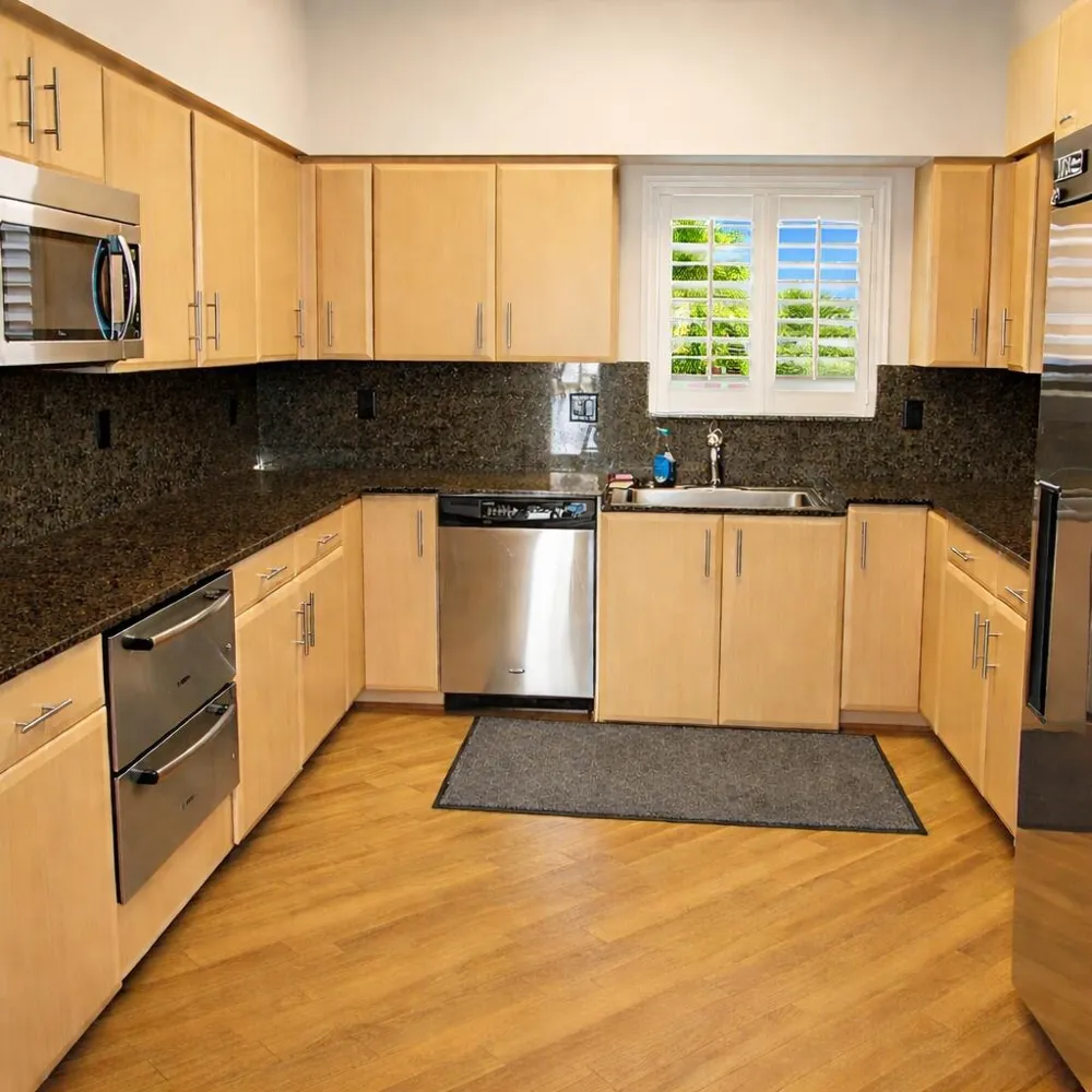 34 Colonial Club Drive #202 Boynton Beach, FL 33435