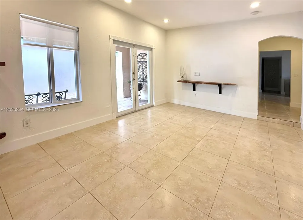 738 NE 83rd Ter Miami, FL 33138