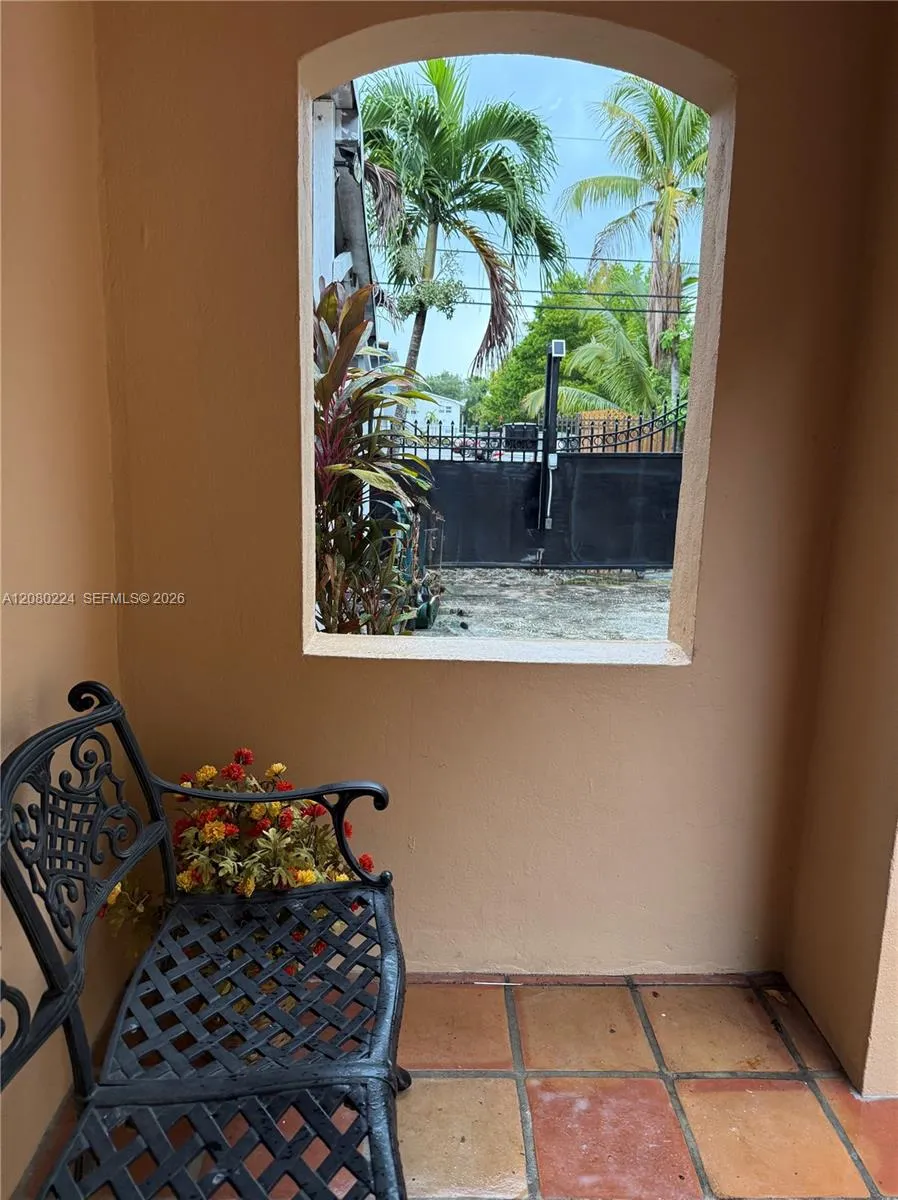 738 NE 83rd Ter Miami, FL 33138