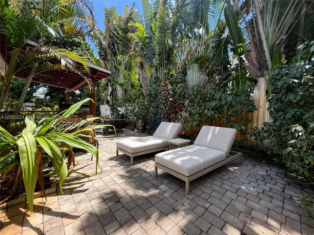 738 NE 83rd Ter Miami, FL 33138
