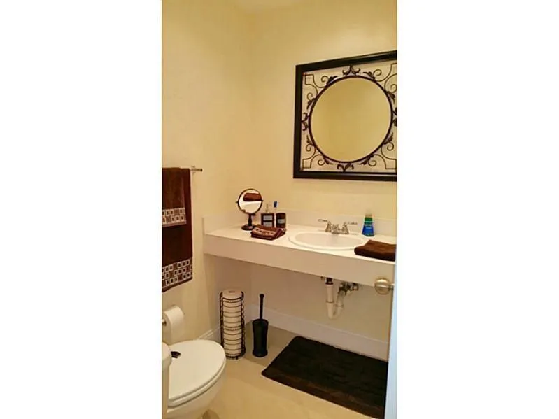 760 SE 2nd Avenue Deerfield Beach, FL 33441