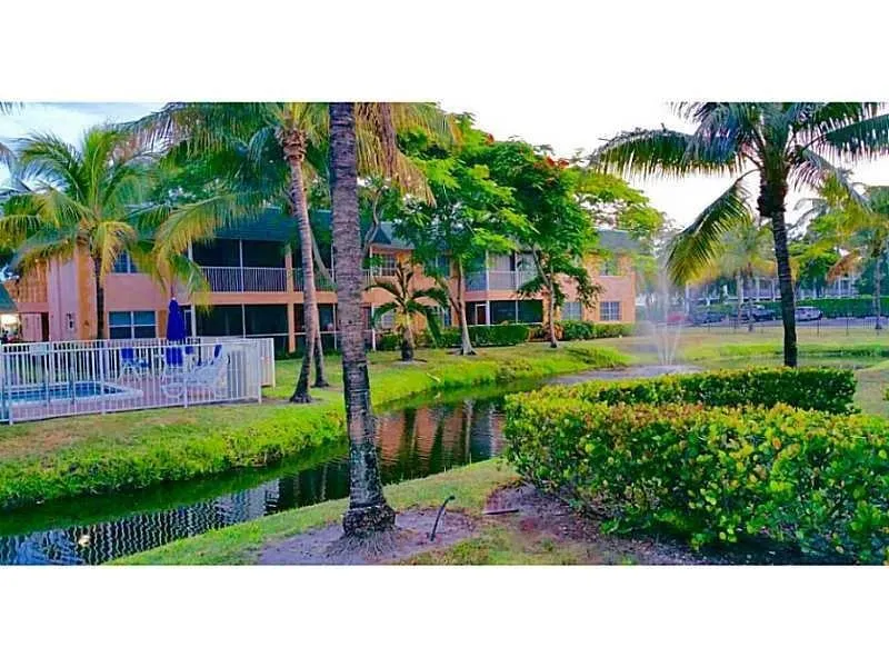 760 SE 2nd Avenue Deerfield Beach, FL 33441