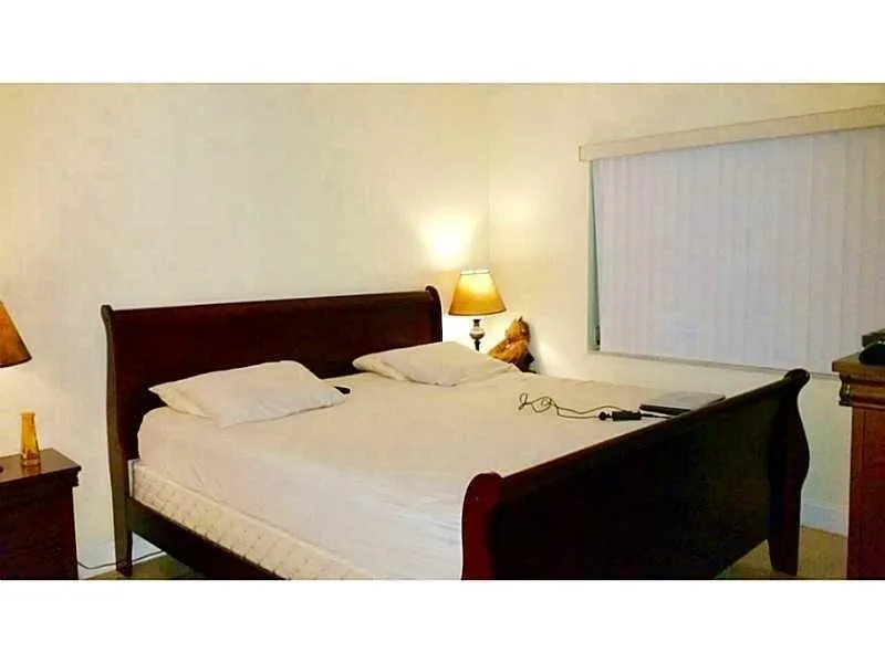760 SE 2nd Avenue Deerfield Beach, FL 33441