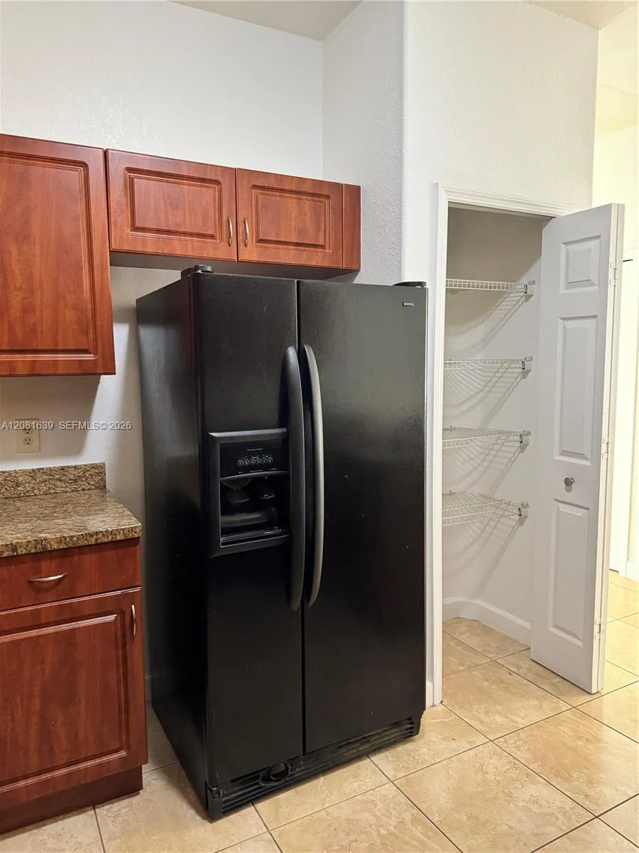 10242 NW 7th St #204 Miami, FL 33172