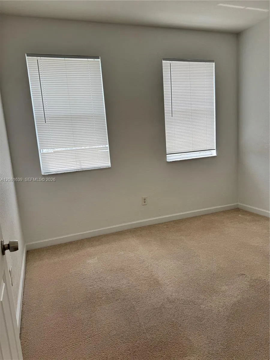 10242 NW 7th St #204 Miami, FL 33172