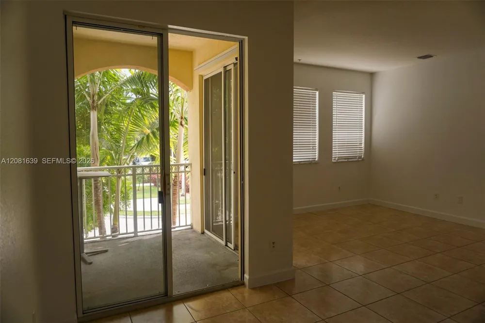 10242 NW 7th St #204 Miami, FL 33172