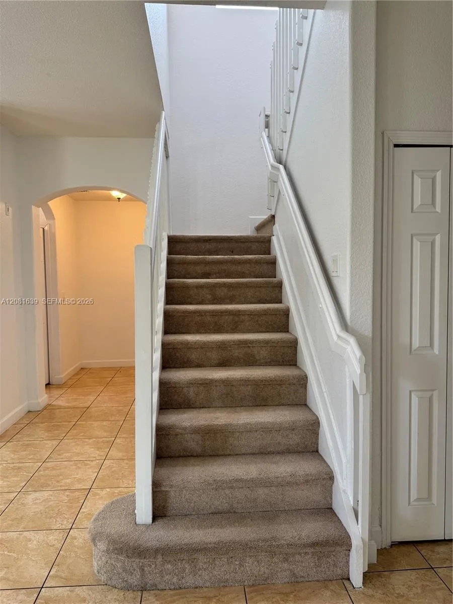10242 NW 7th St #204 Miami, FL 33172