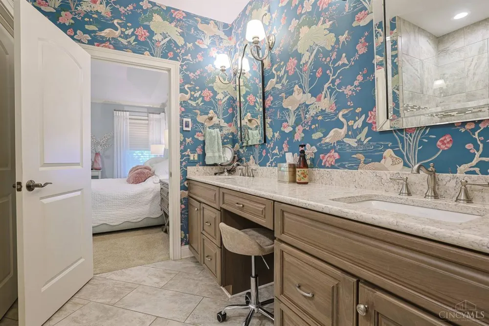 9808 Orchard Trail Montgomery, OH 45242