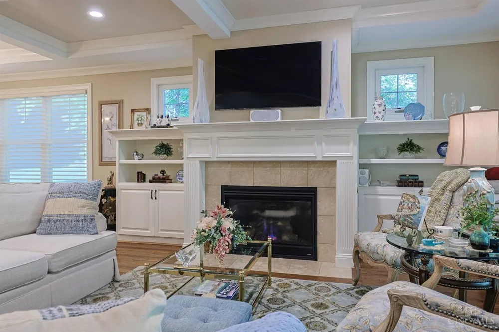 9808 Orchard Trail Montgomery, OH 45242