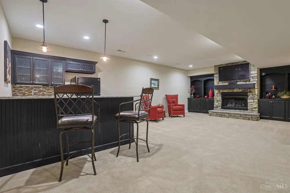 9808 Orchard Trail Montgomery, OH 45242