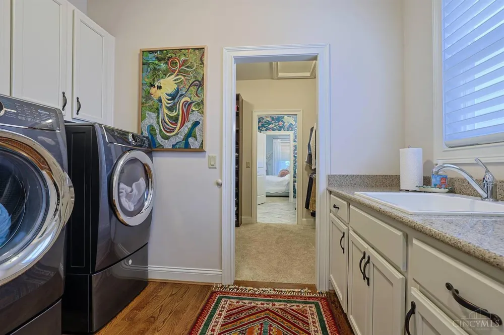9808 Orchard Trail Montgomery, OH 45242