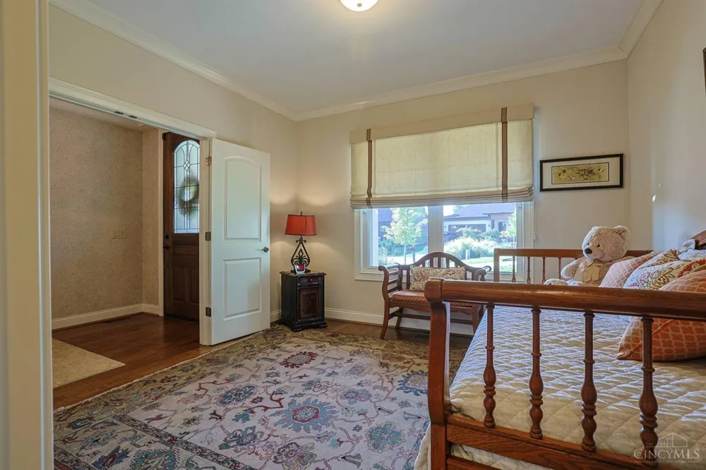 9808 Orchard Trail Montgomery, OH 45242